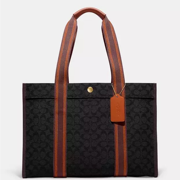 Brand new coach spin signature tote 42 (large)comes with orignal wrap full set - Picture 1 of 5